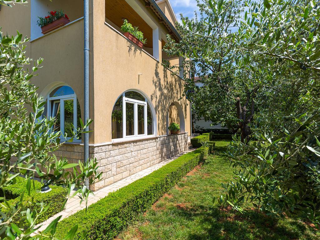 Apartment Korelic Green Garden Porec Exterior photo